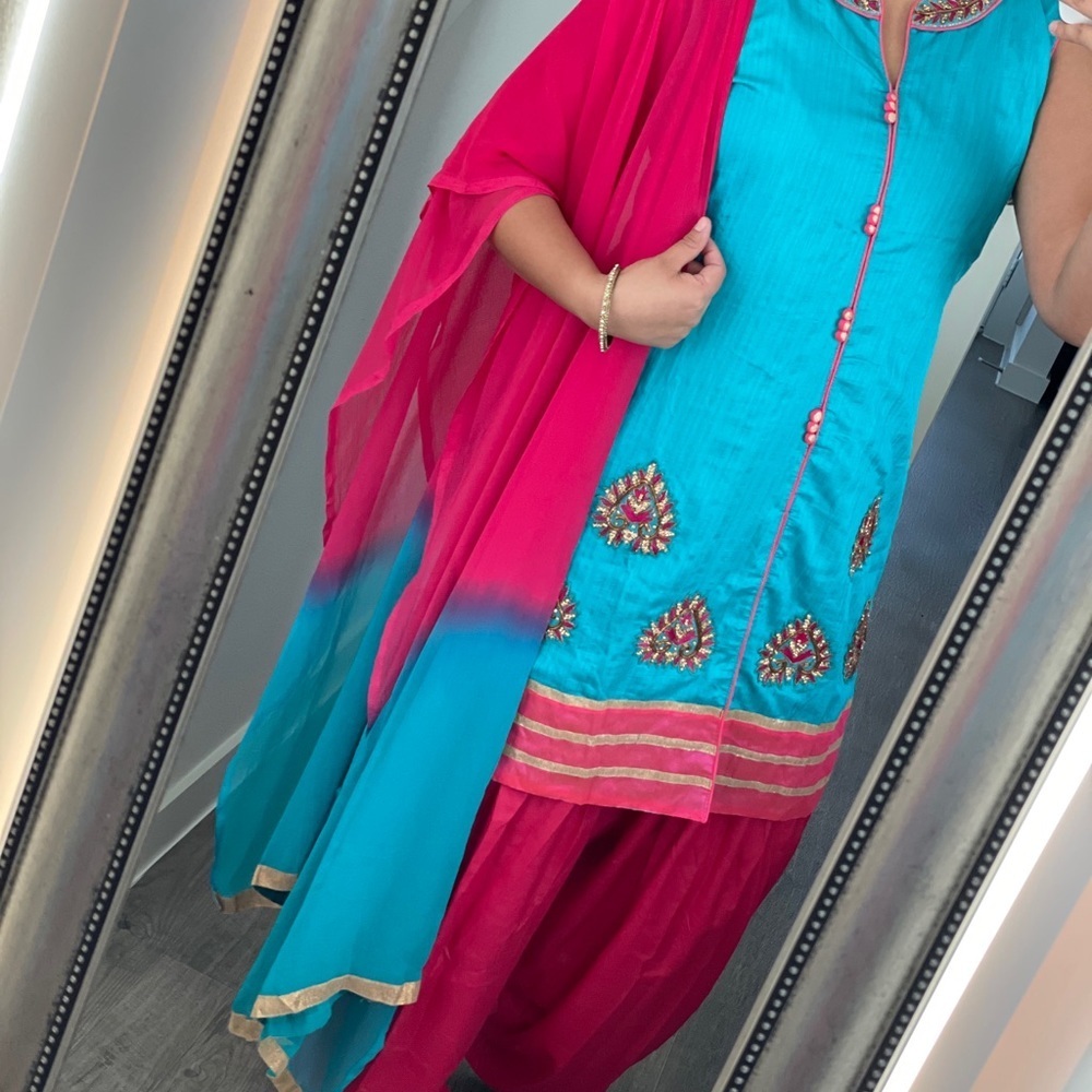 Churidar Suit